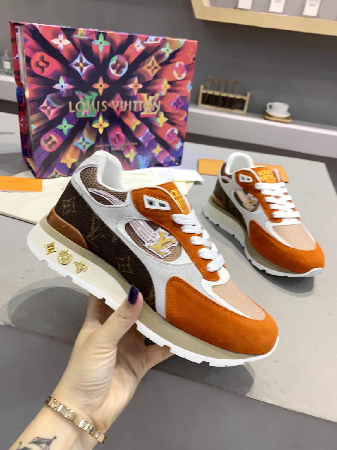 LV Sneaker 6